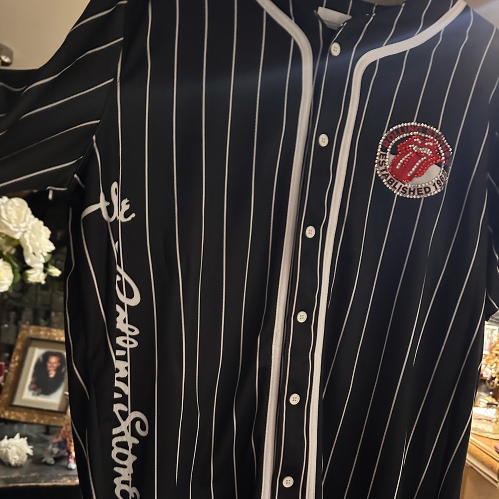 Rolling Stones swarvorski crystal jersey GORGEOUS!! Sz Large NWT